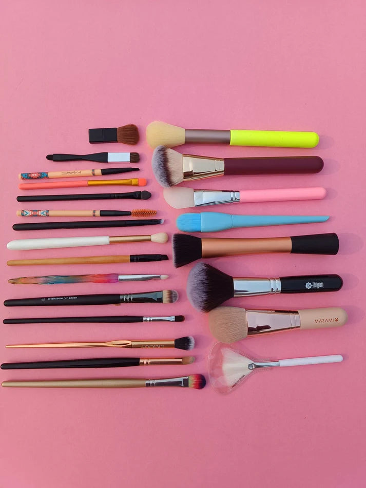 Branded Professional Makeup Brushes by Weight – Ultra-Soft, Available in KGs